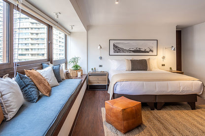 Edificio La Gloria, The Place