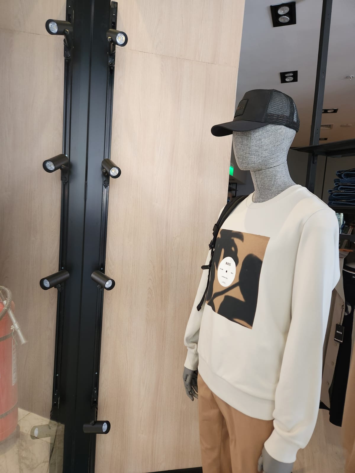 Hugo Boss Parque Arauco