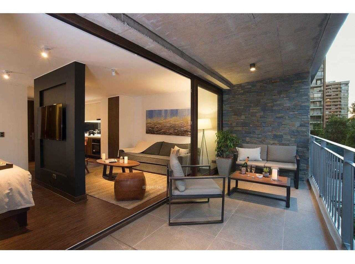 Edificio La Gloria, The Place